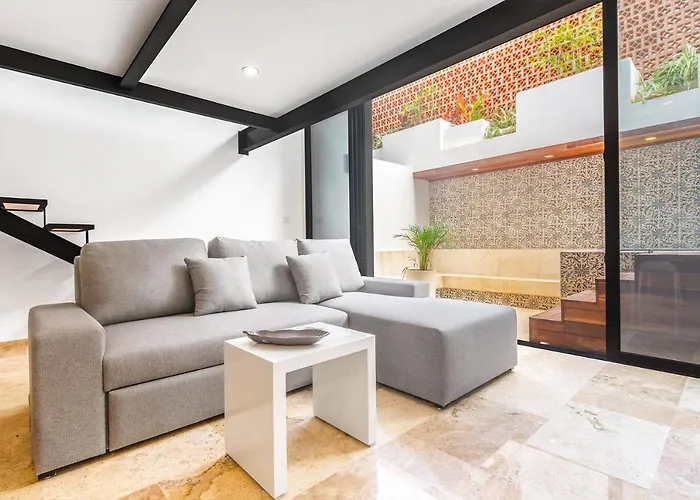Splash Pool, Rooftop Terrace, Patio, 4 Blks Apartment *