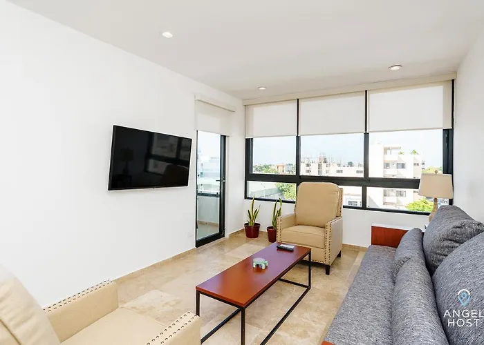 Splash Pool, Rooftop Terrace, Patio, 4 Blks